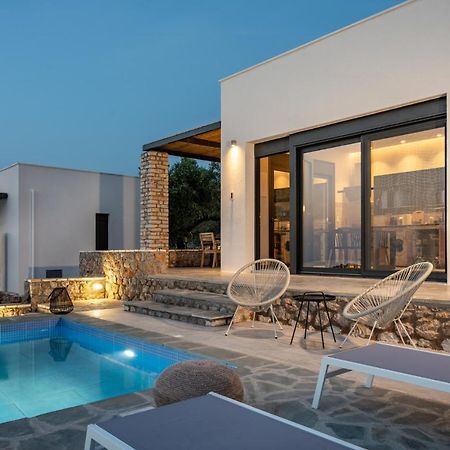 Casatino Villas Kalianeika 外观 照片