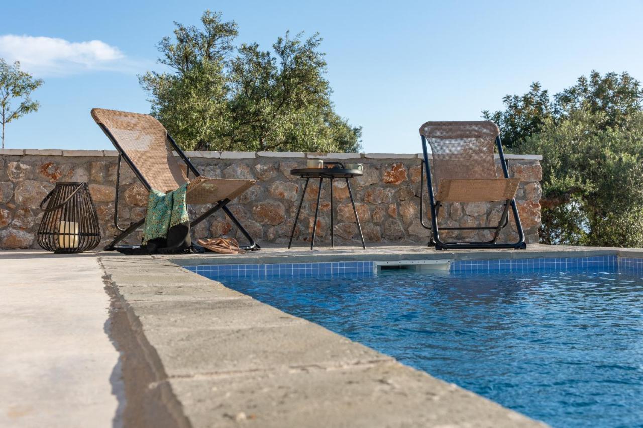 Casatino Villas Kalianeika 外观 照片