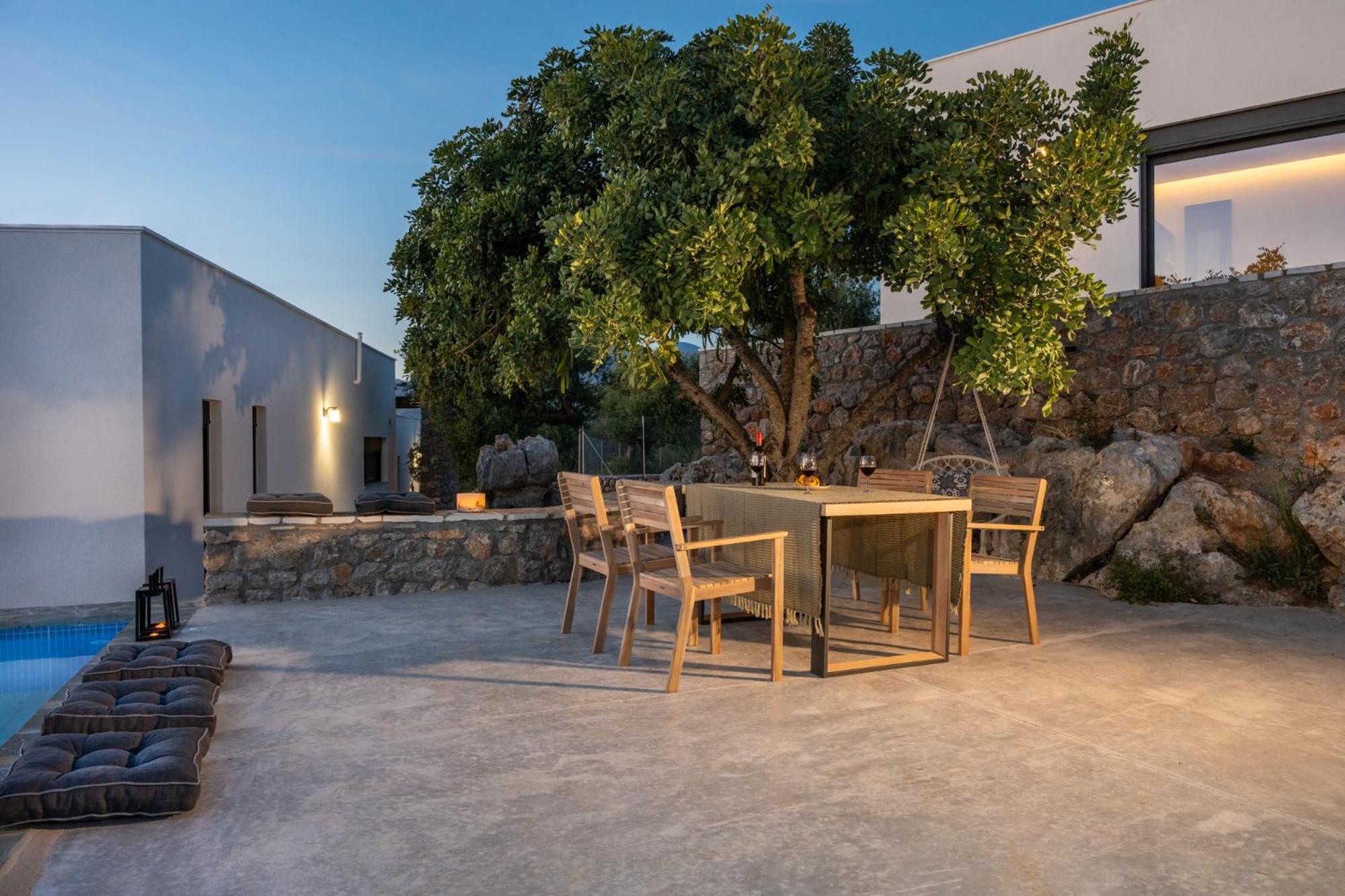 Casatino Villas Kalianeika 外观 照片